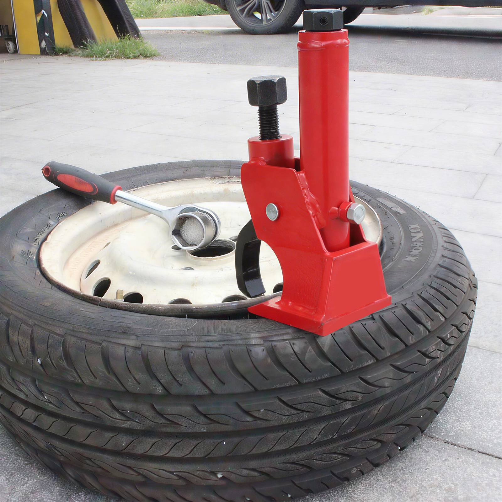 Heavy Equipment Breaker - Universal Bead Breaker Tool for Tire