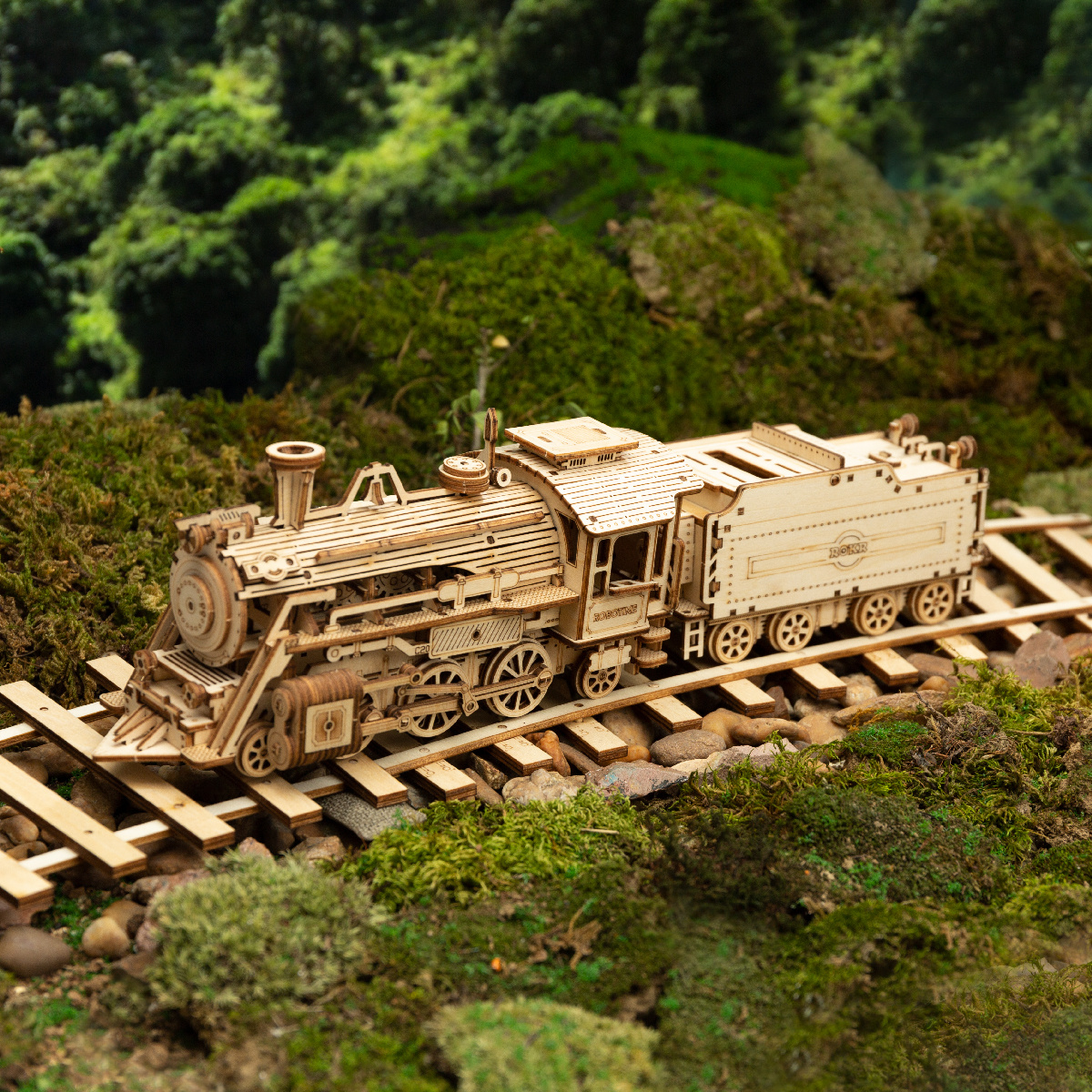 Robotime Rokr Classic Car 3D W - огляд і ціна Heavy Equipment Vehicles