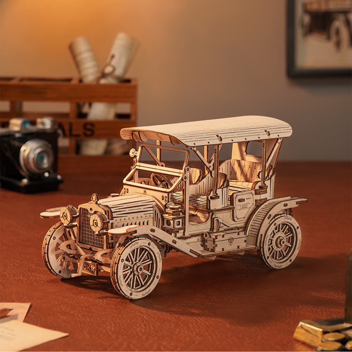 Robotime Rokr Classic Car 3D W - огляд і ціна Heavy Equipment Vehicles